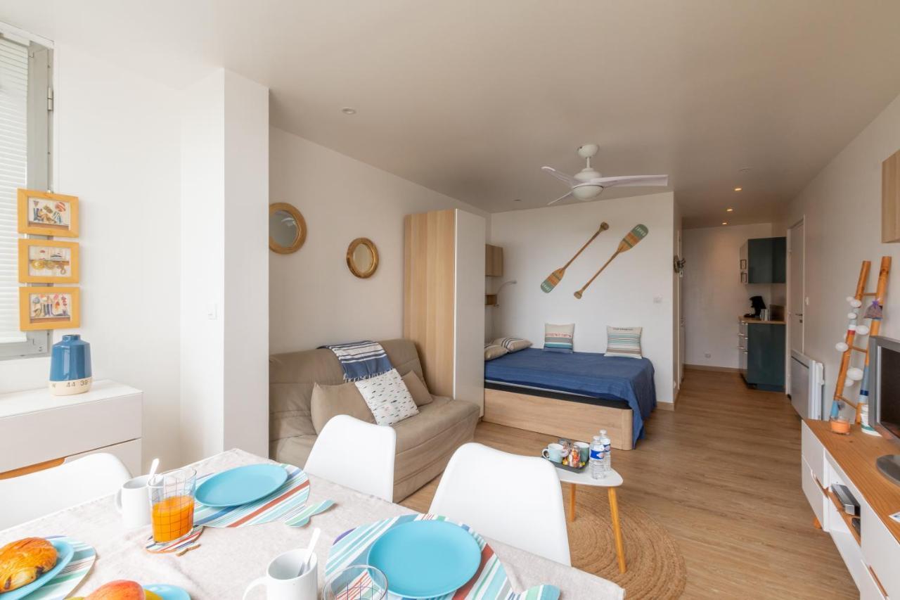 Au Paradis Bleu - Parking Prive - Literie Confortable - Vue Port - Plage A 5 Min Ла Гранде-Моте Екстериор снимка